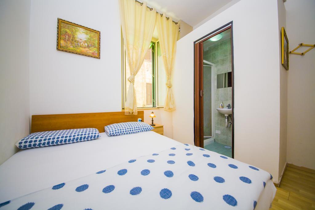 The Voice Of Roma Guesthouse エクステリア 写真